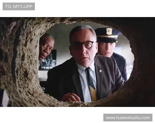 《天敌》:当心动成为最致命的武器,他们是彼此的救赎,也是彼此的深渊 《天敌》:当心动成为最致命的武器,他们是彼此的救赎,也是彼此的深渊